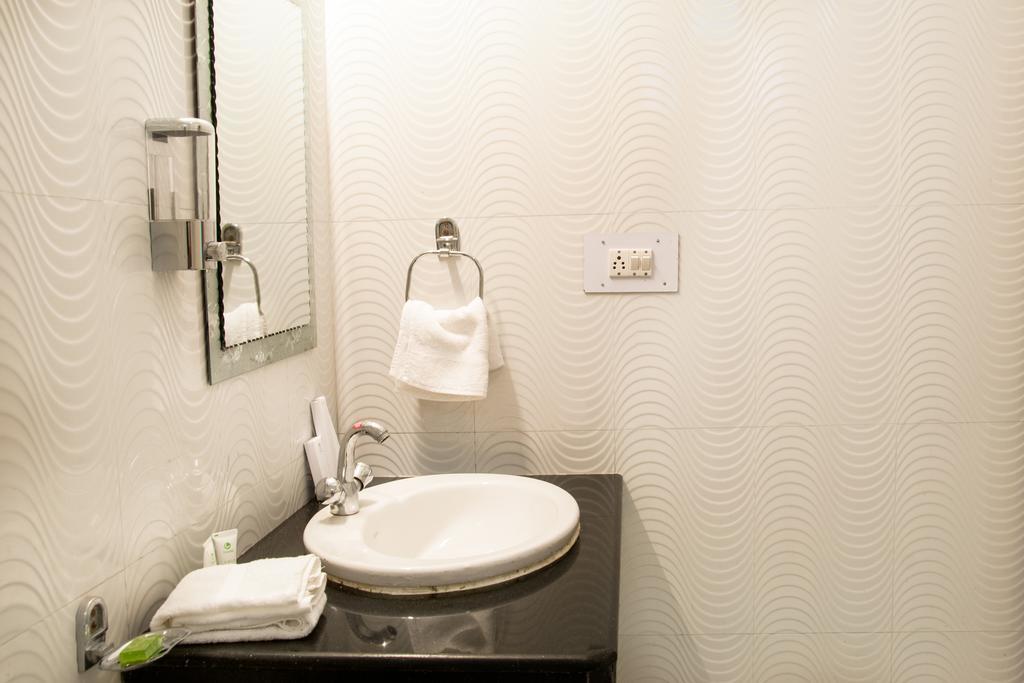 Treebo Trend Celebriti Manali Hotel Vashist Екстериор снимка